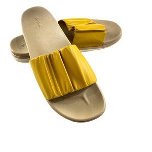 Olukai Women's Pihapiha -W Gold Slide Sandals Sz 11